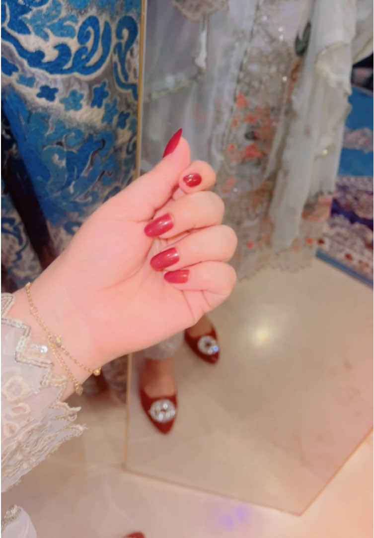 @𝙁𝘼𝙏𝙊𝙊𝙈🧚🏻♀️