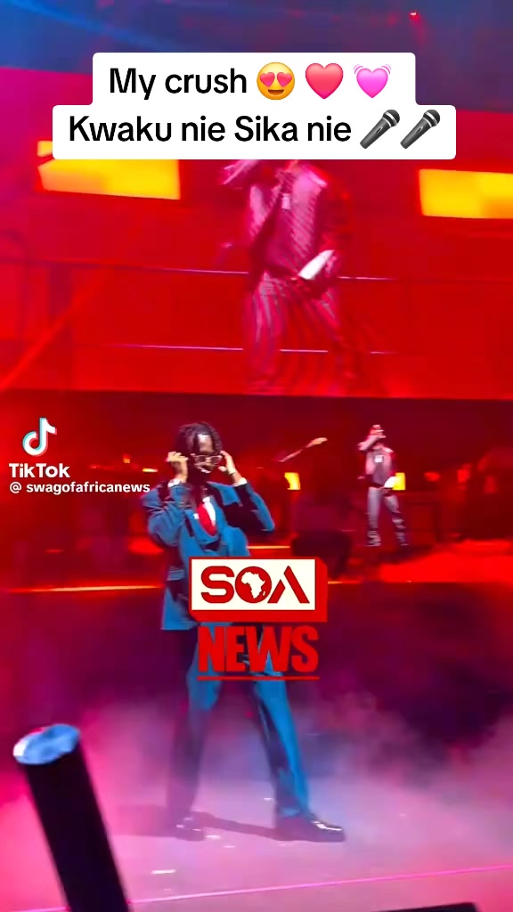 @Ama💙Sly✨️ Gee