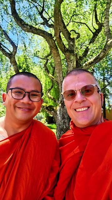 @Dhammaghosananda
