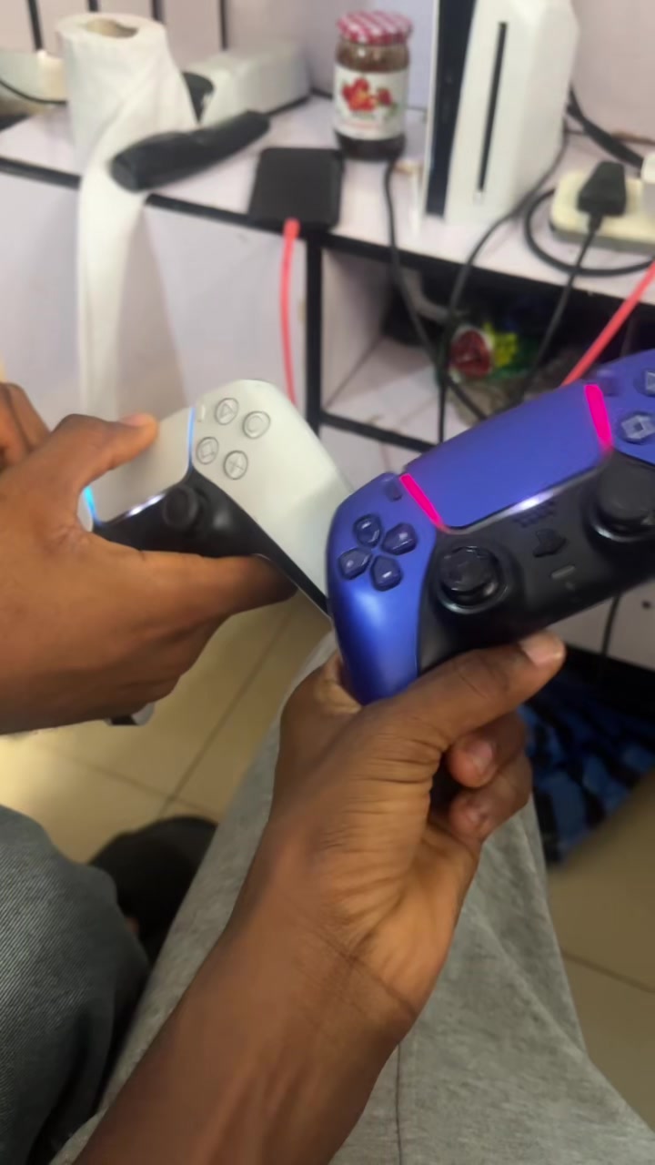 @t0.themax
