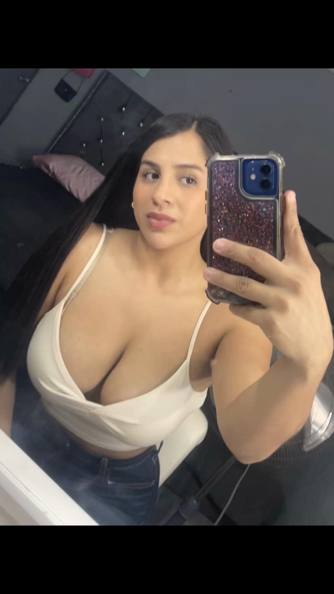 @paulinafloresss0