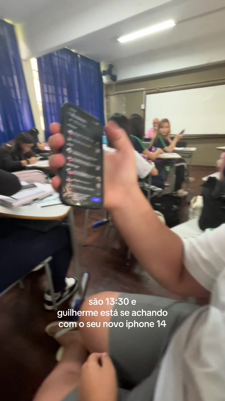 @oque o Guilherme ta fazendo?