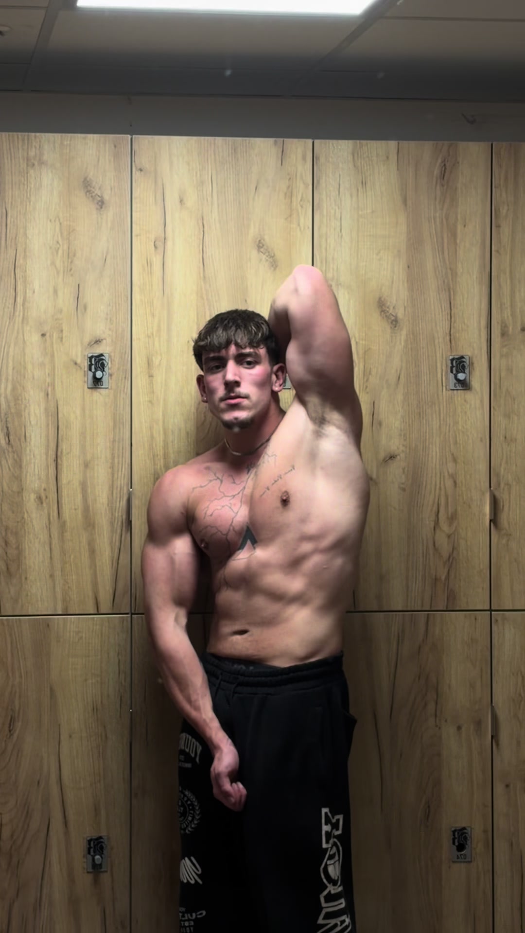 @jonas_raw