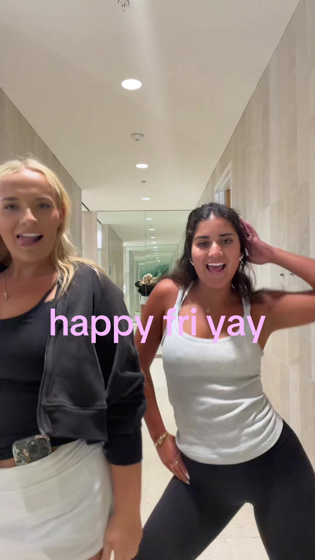 @ash 🦦