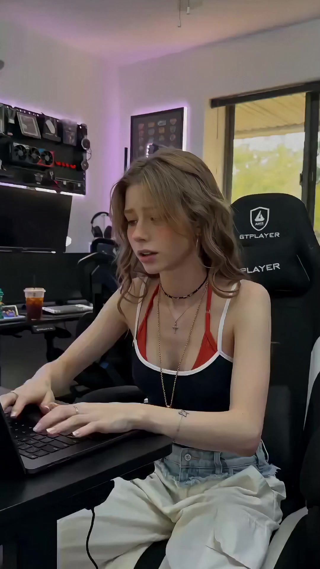 @FashionForward