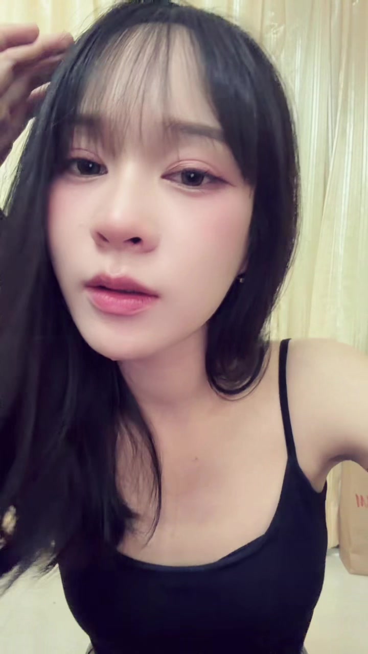 @จนิส