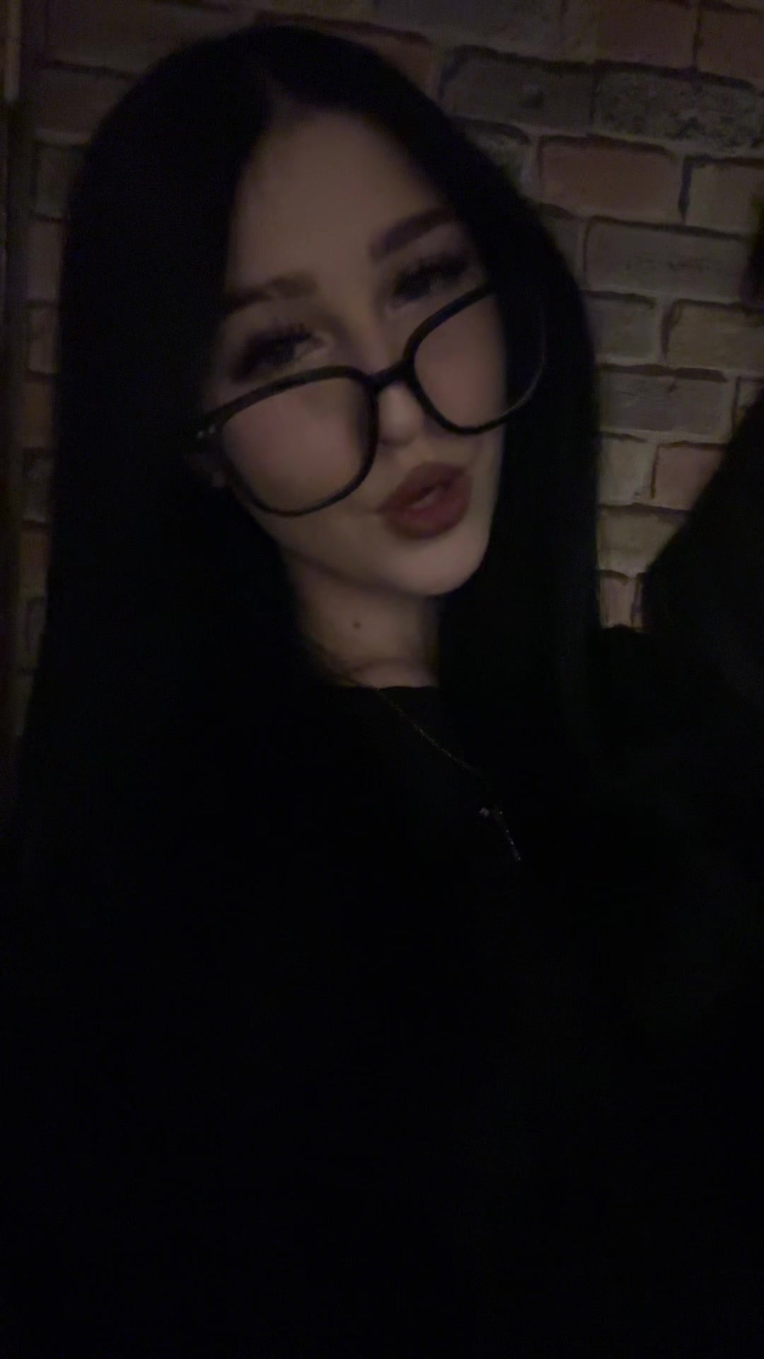 @. dark_rose.