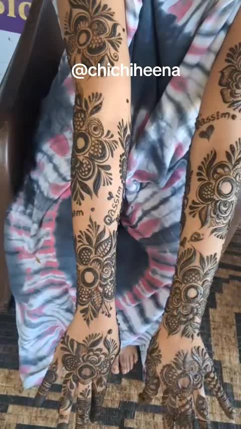 @chichipiko-henna