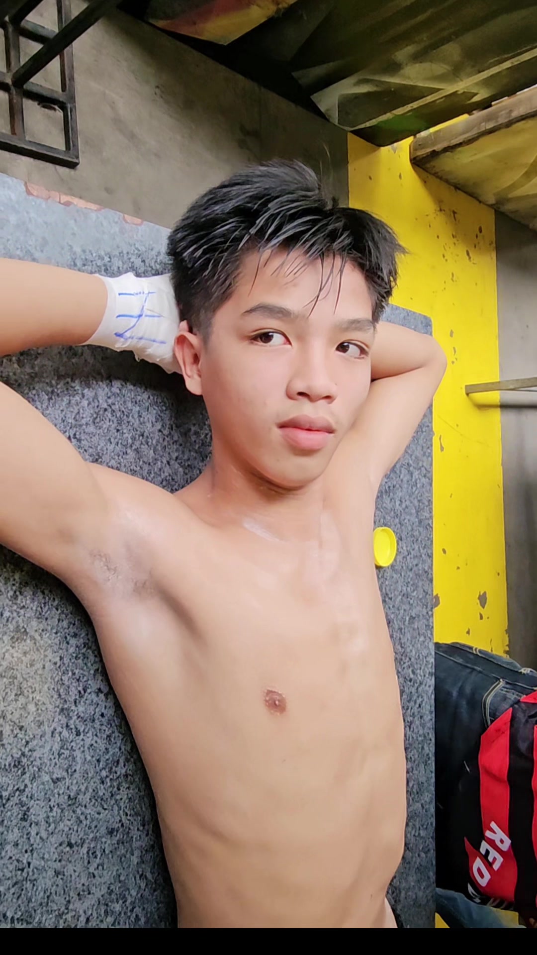 @นวดน้ำมันพันมือ