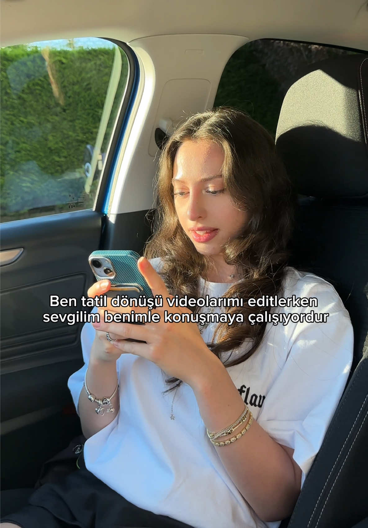 @azracerenguness