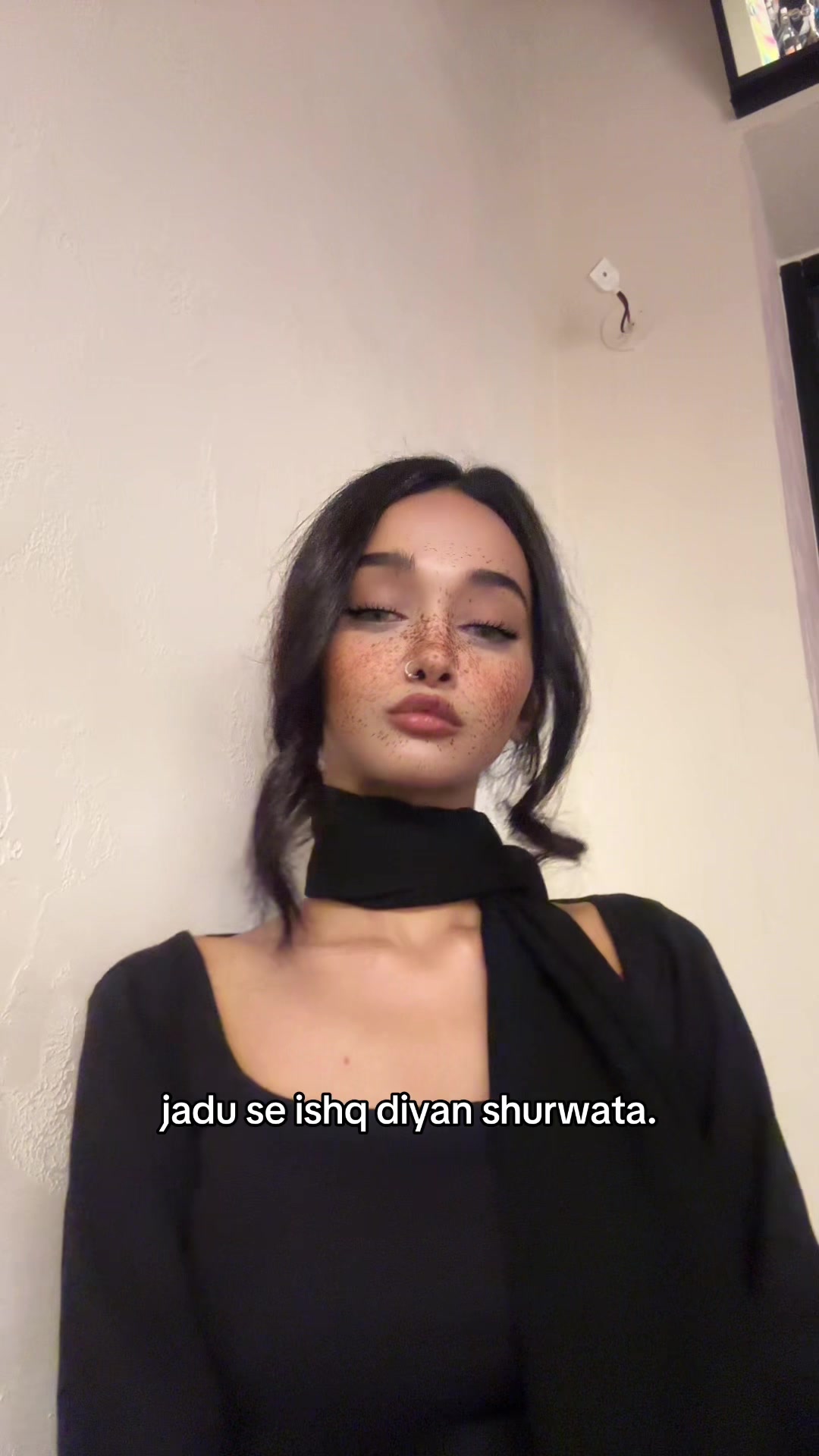 @ayeshaazhar_official