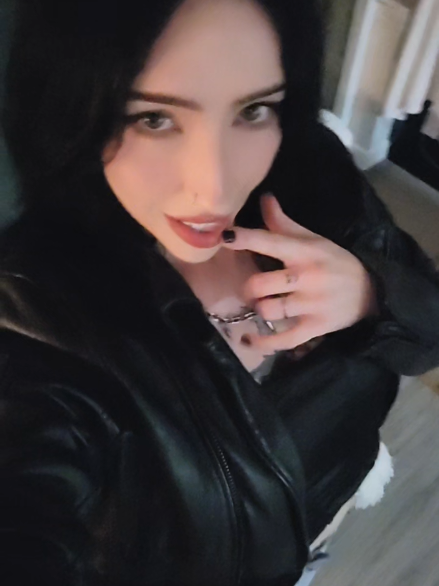@Kiki