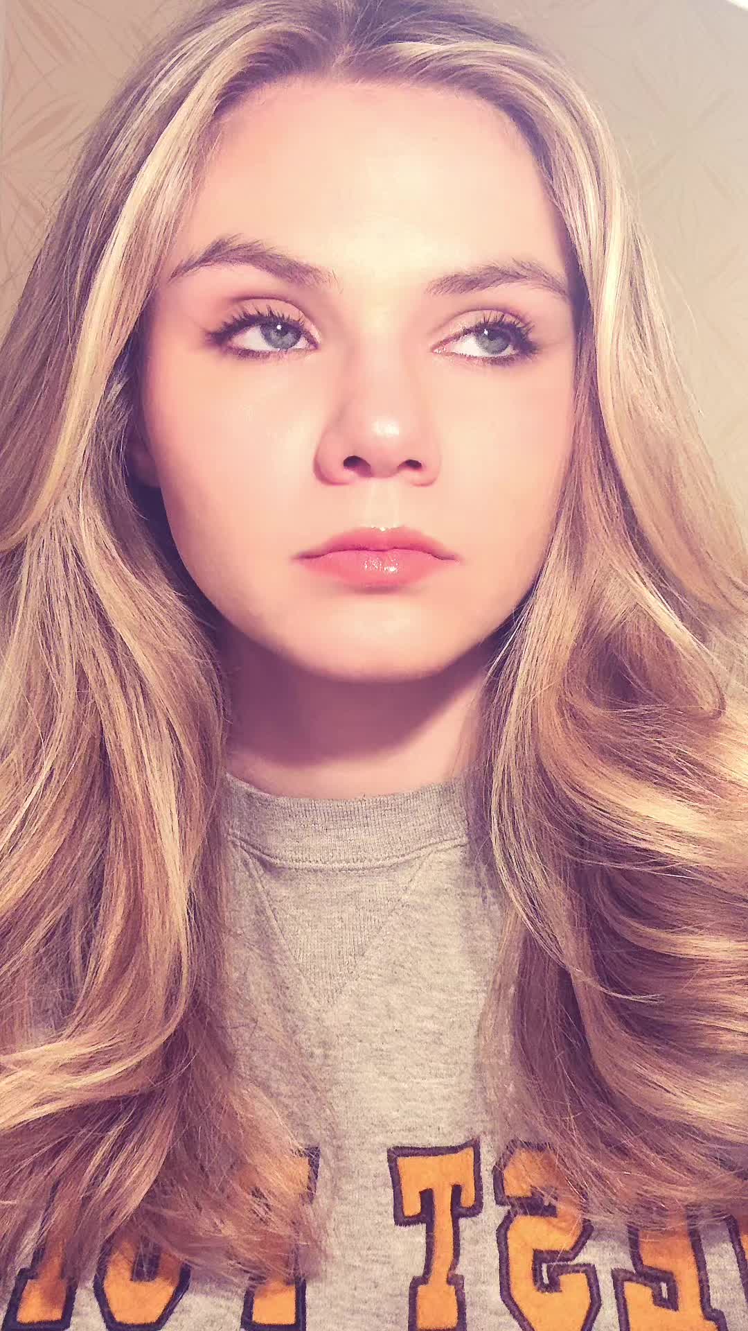 @Lak0104