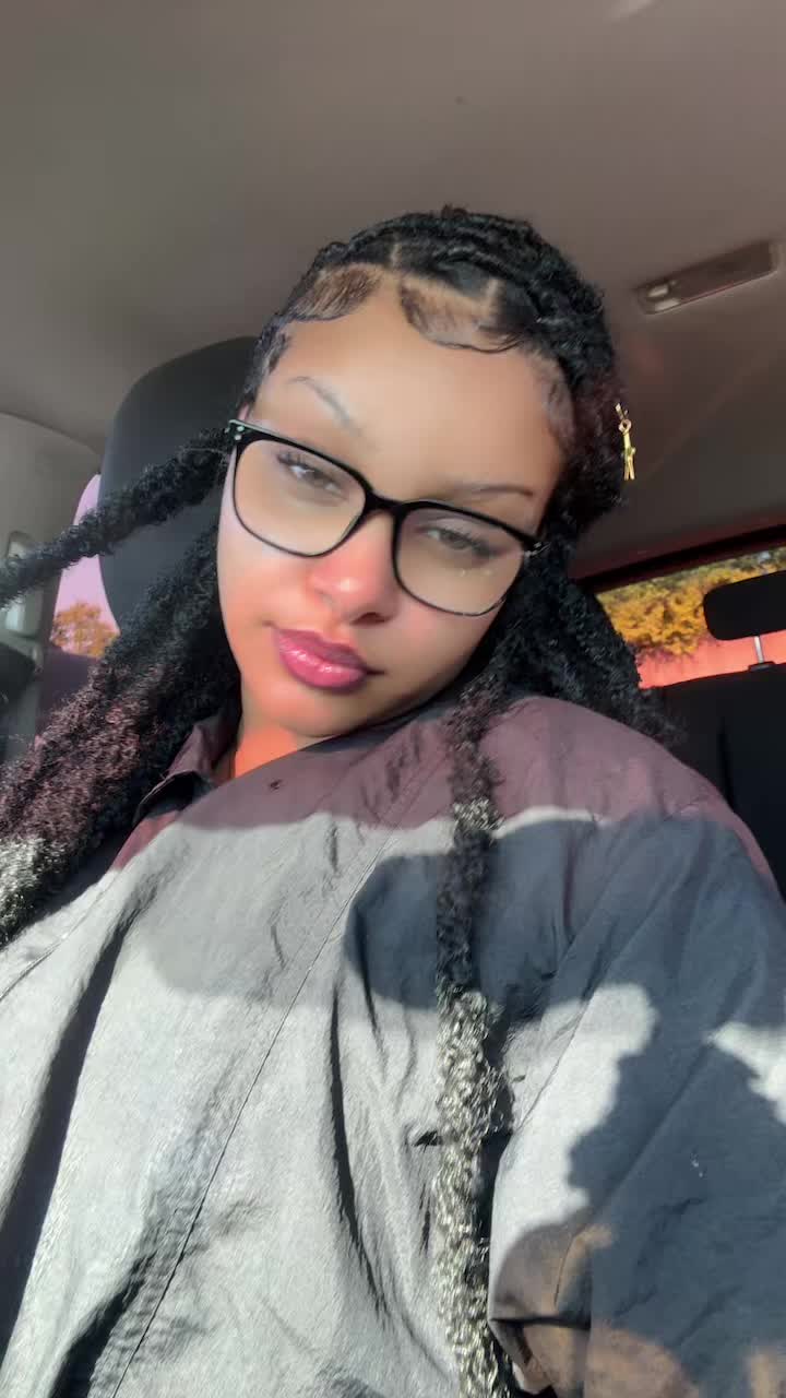 @ThaatGirlTy