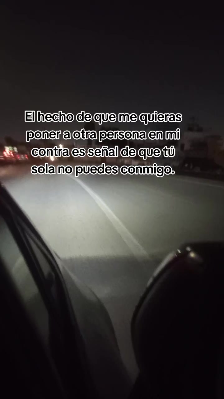 @Carla &bull;Te sigue