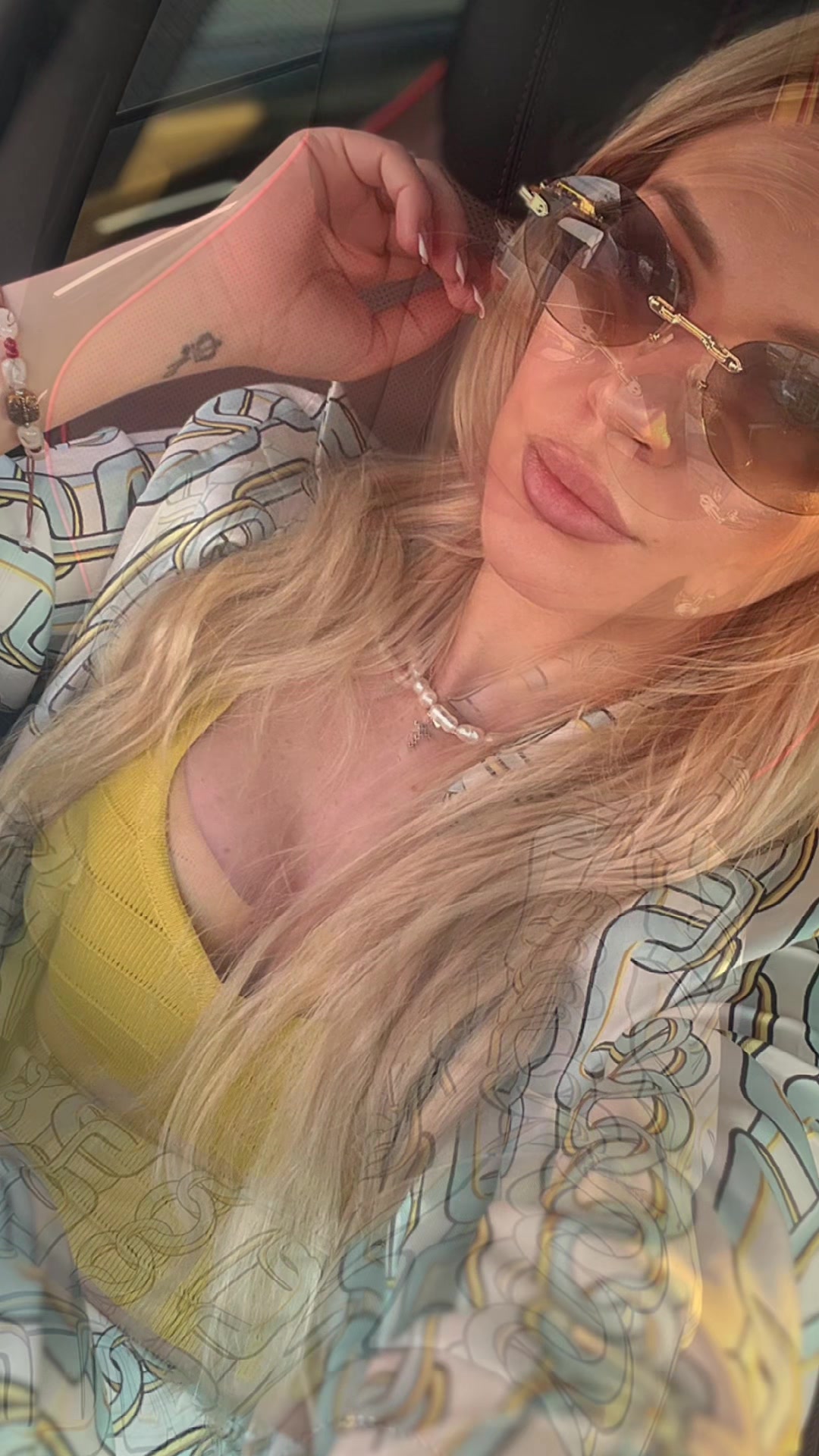 @Minzat_Victoria