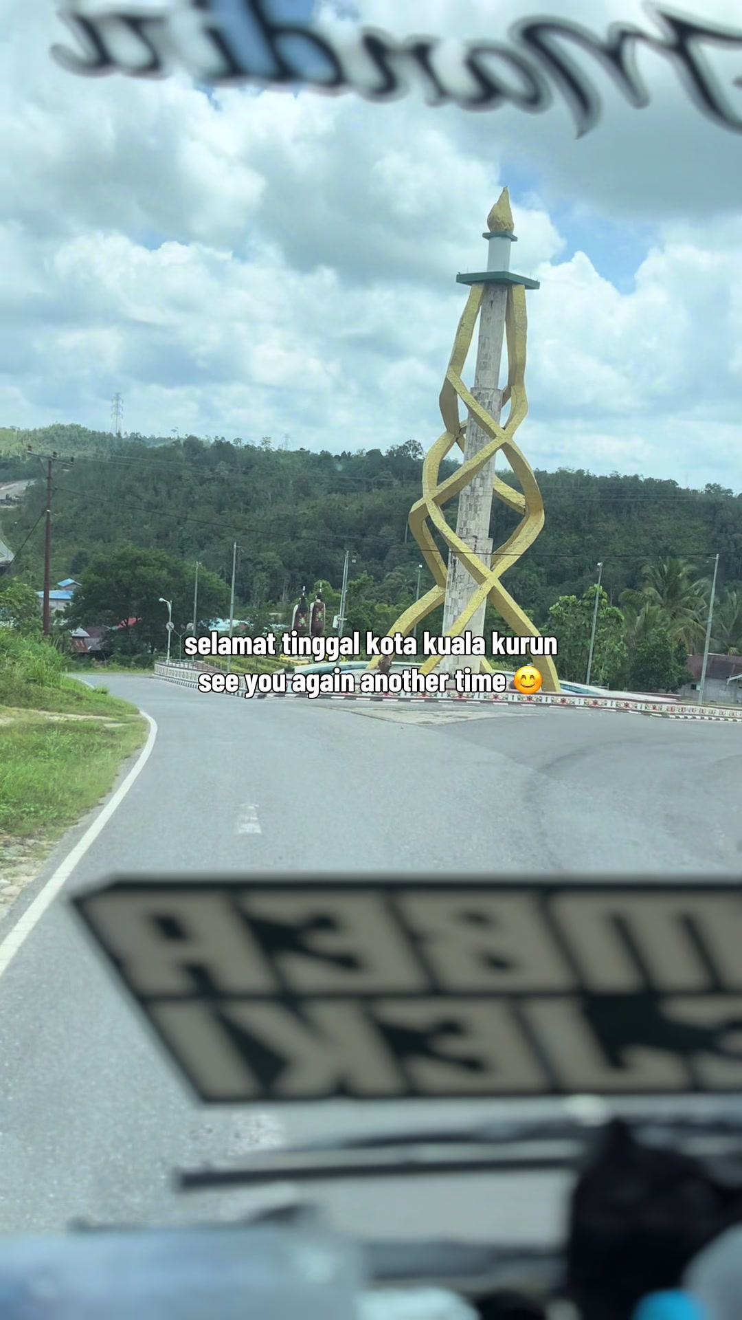 @MACHINE BESAR