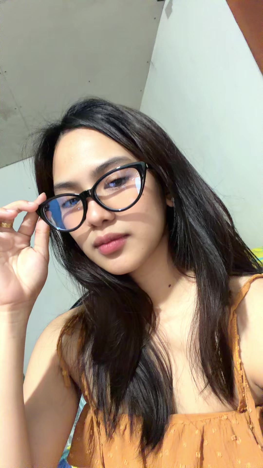 @Ella🌹