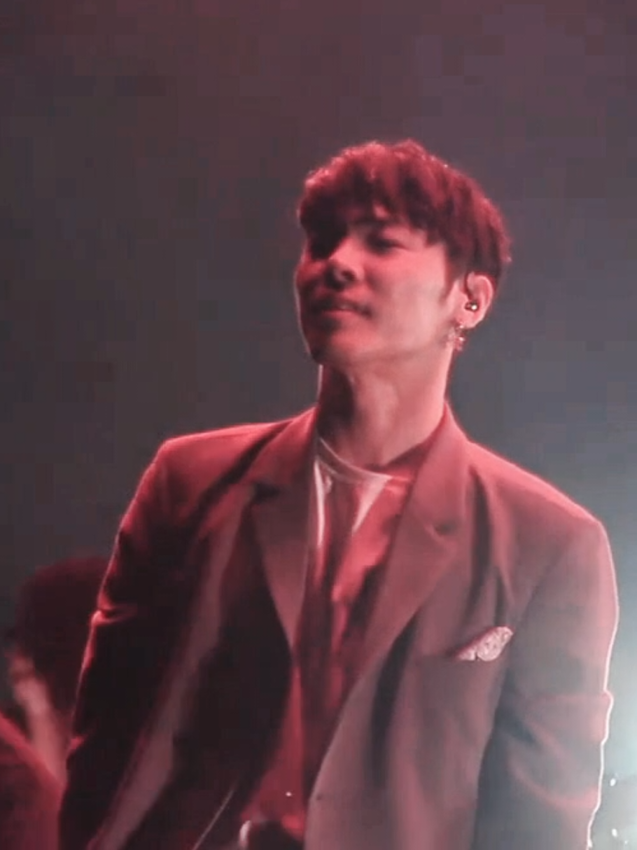 @유니