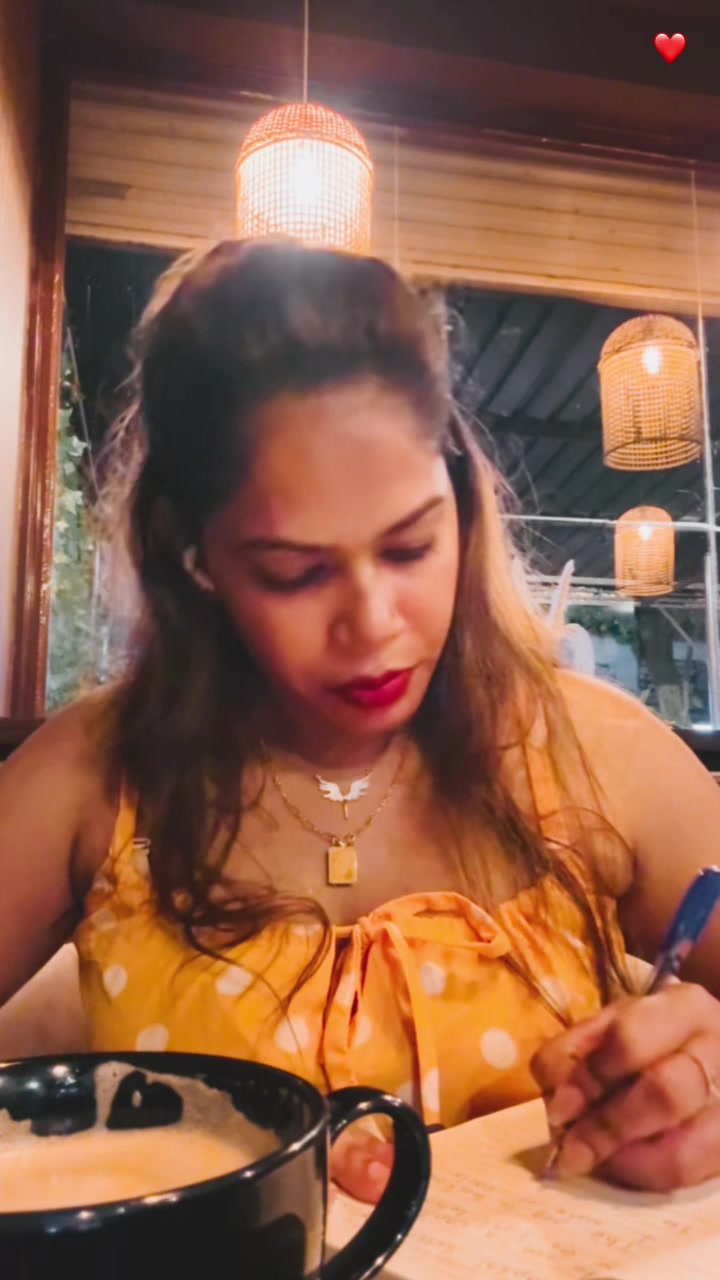 @Ayesha Rajapaksha ~🦋