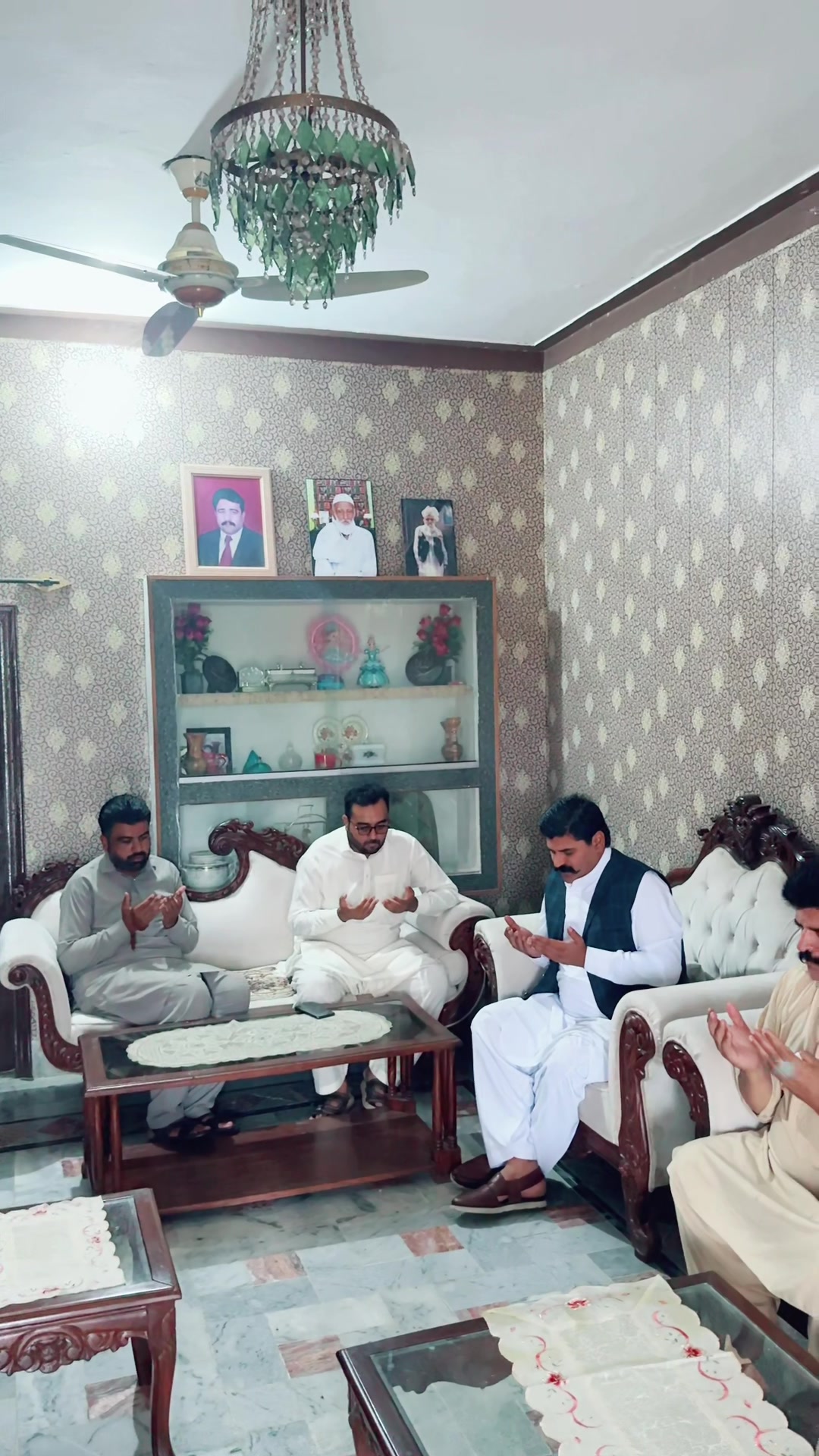 @Khawaja_Naveed_morshad