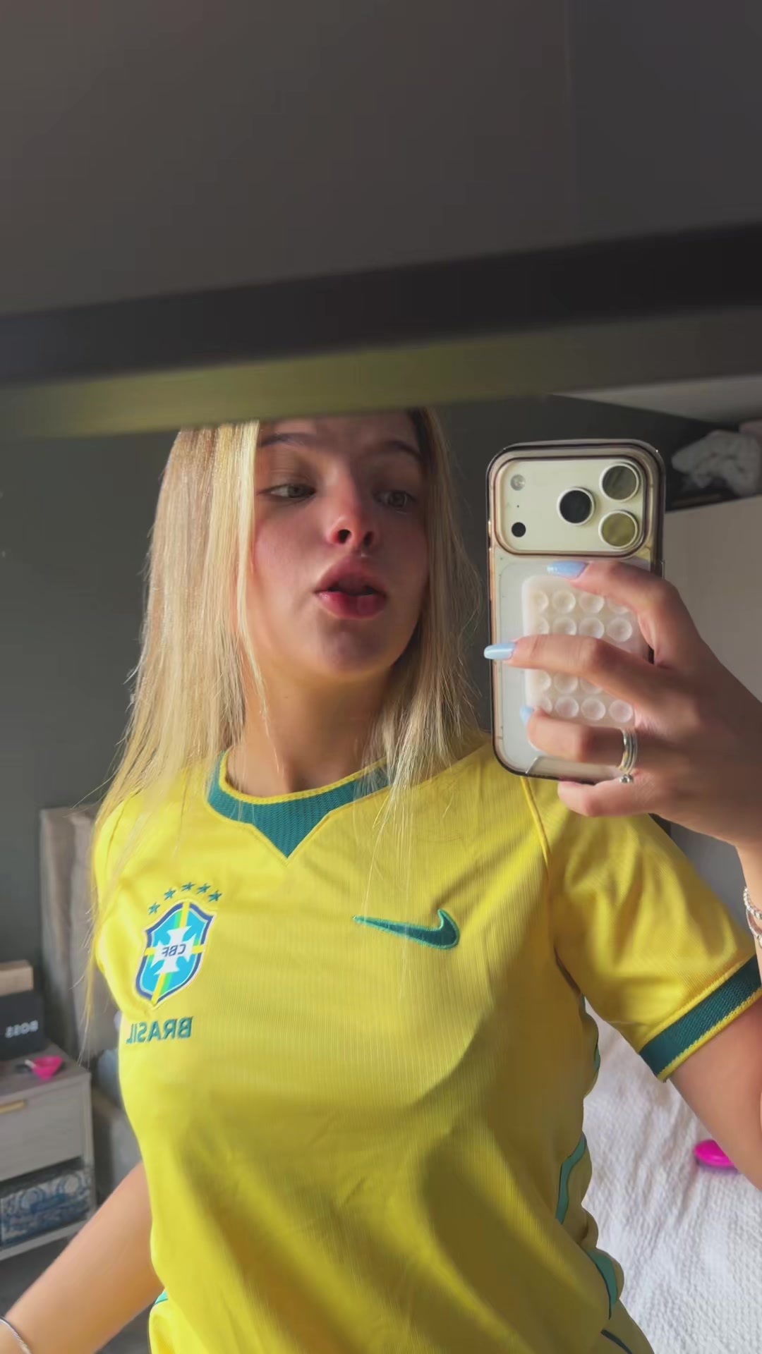 @fernanda pazzini
