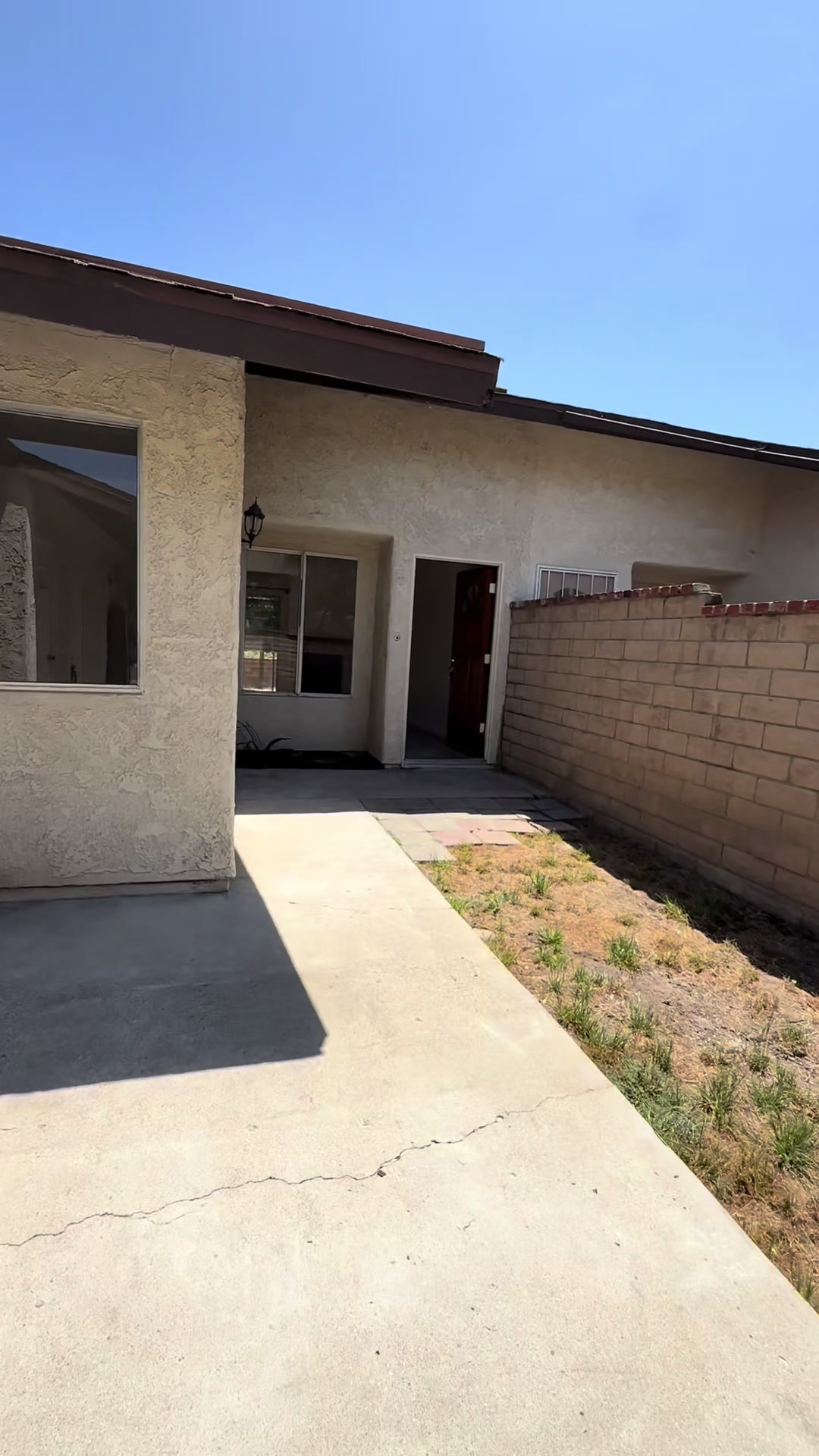 @Jonathan | 805 Real Estate