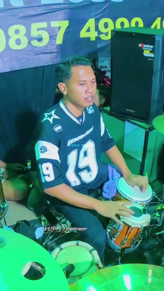 @𝙯𝙚𝙪𝙯 𝙢𝙪𝙨𝙞𝙠