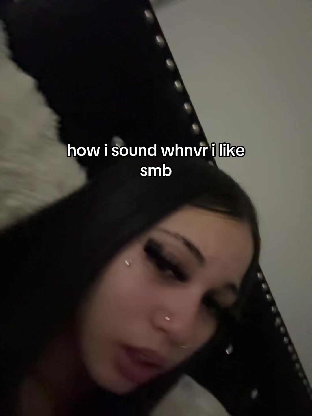 @️