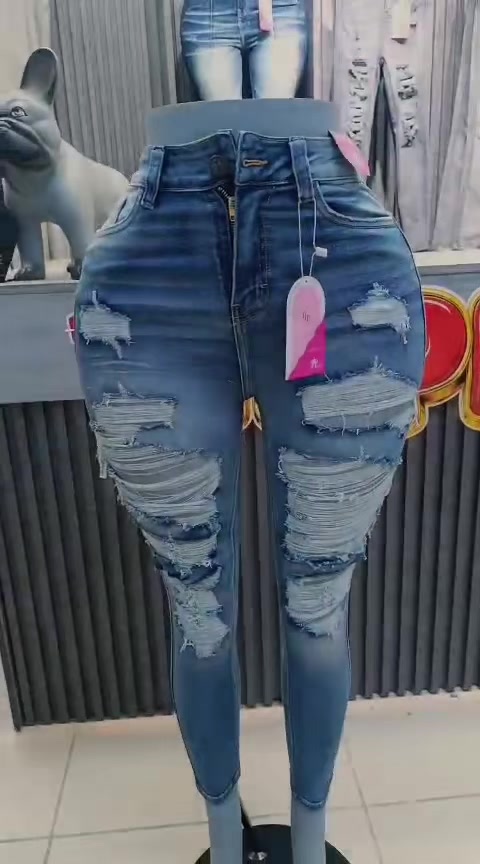 @YipJeansPeru