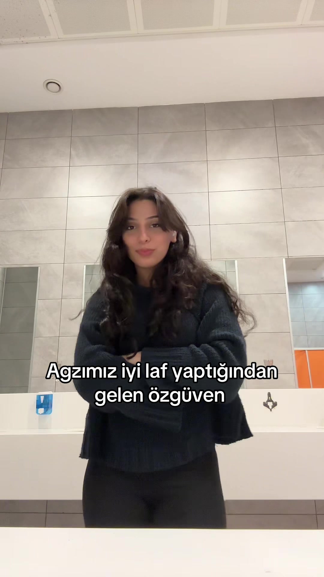 @bisusude