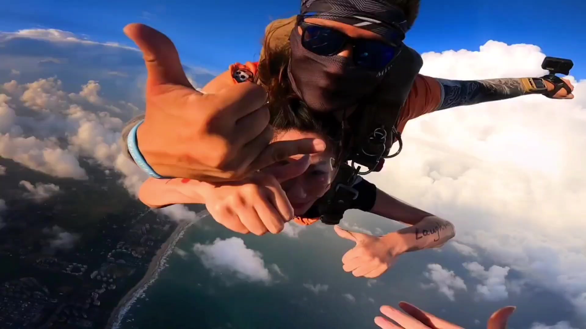 @onlyfanskydiving