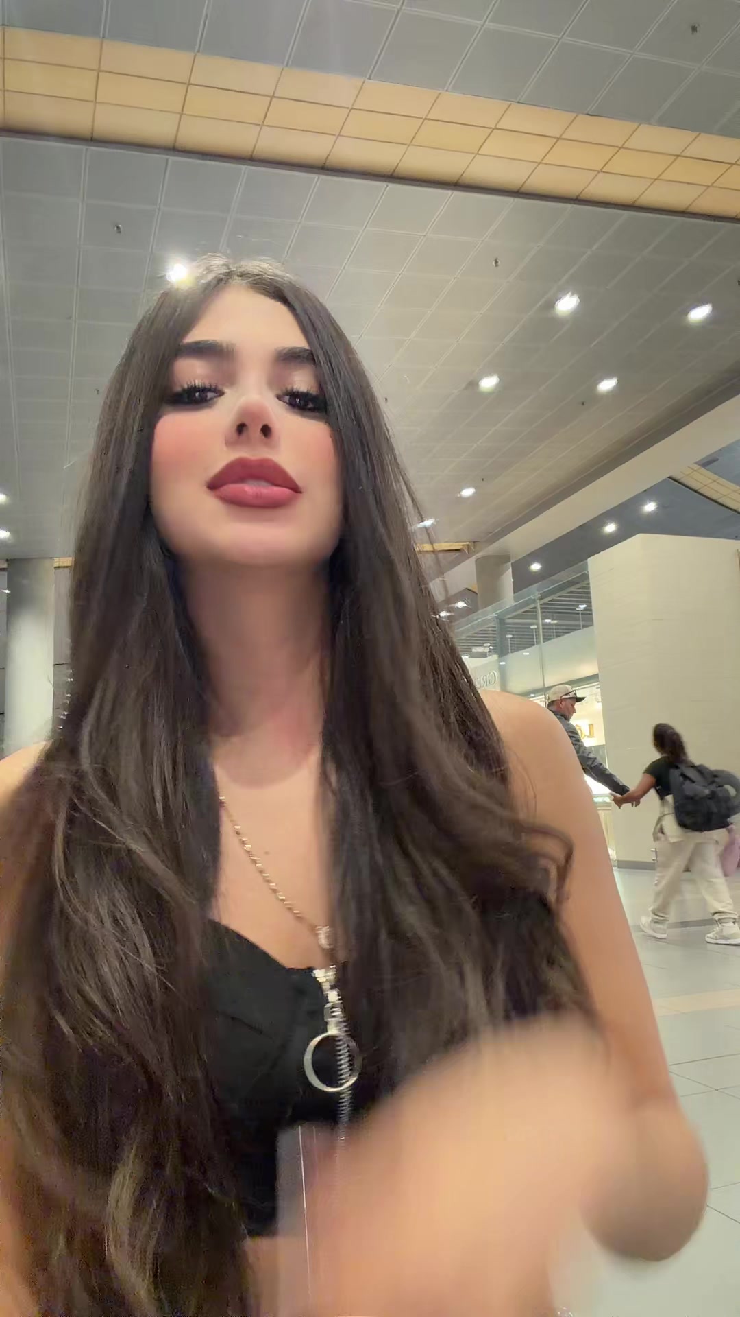 @valenmejia_oficial