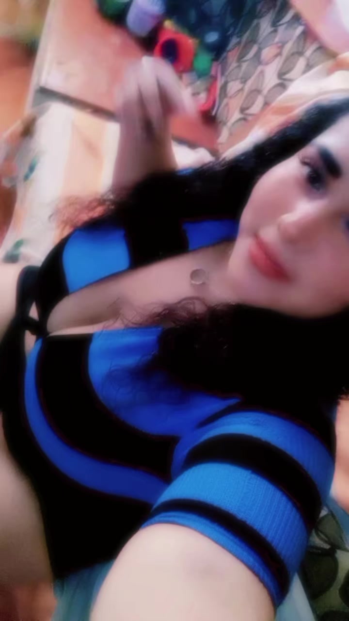 @Nickii tú nena hermosa 💞