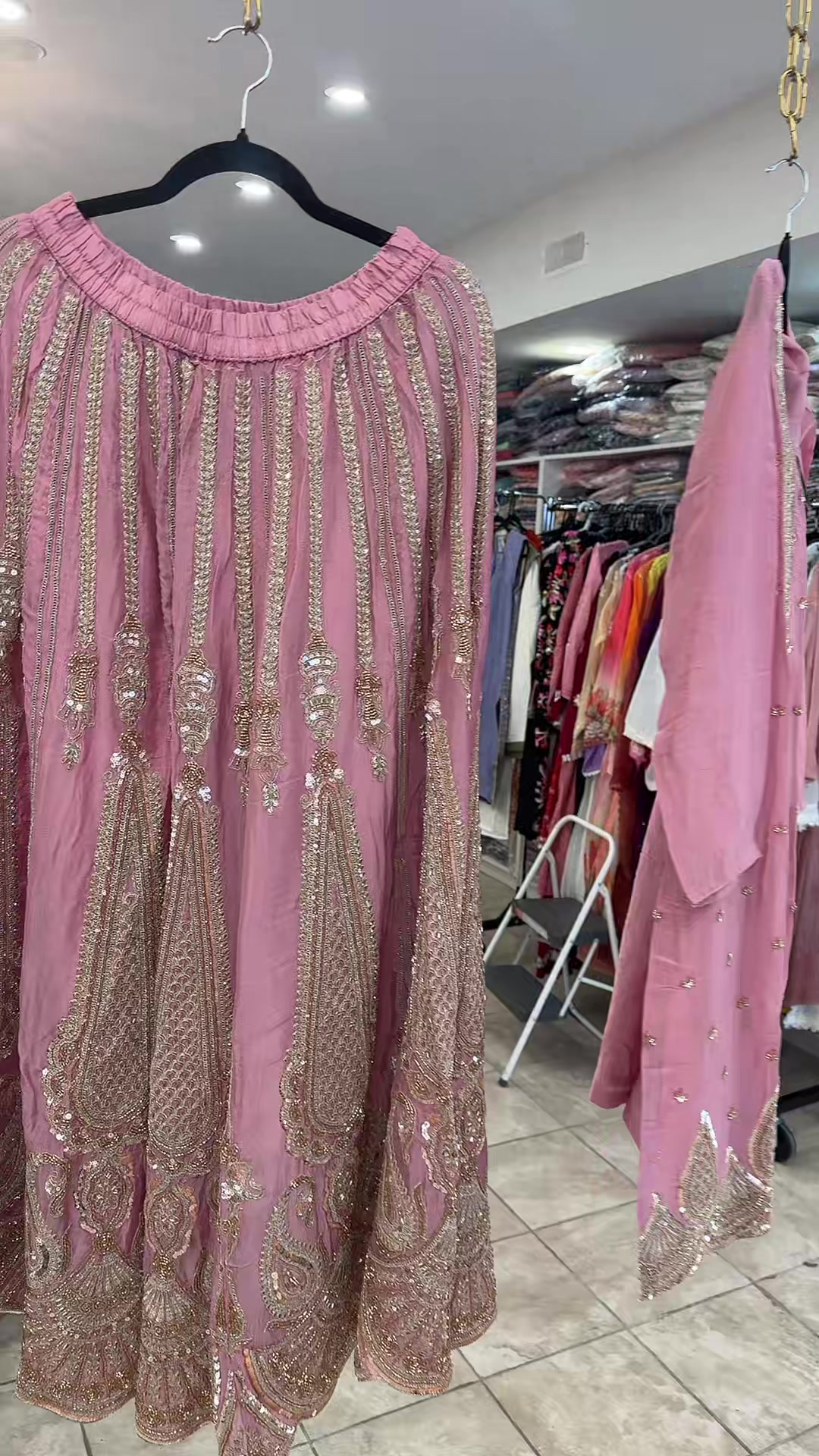 @Lukhnowi Fashions Chikankari