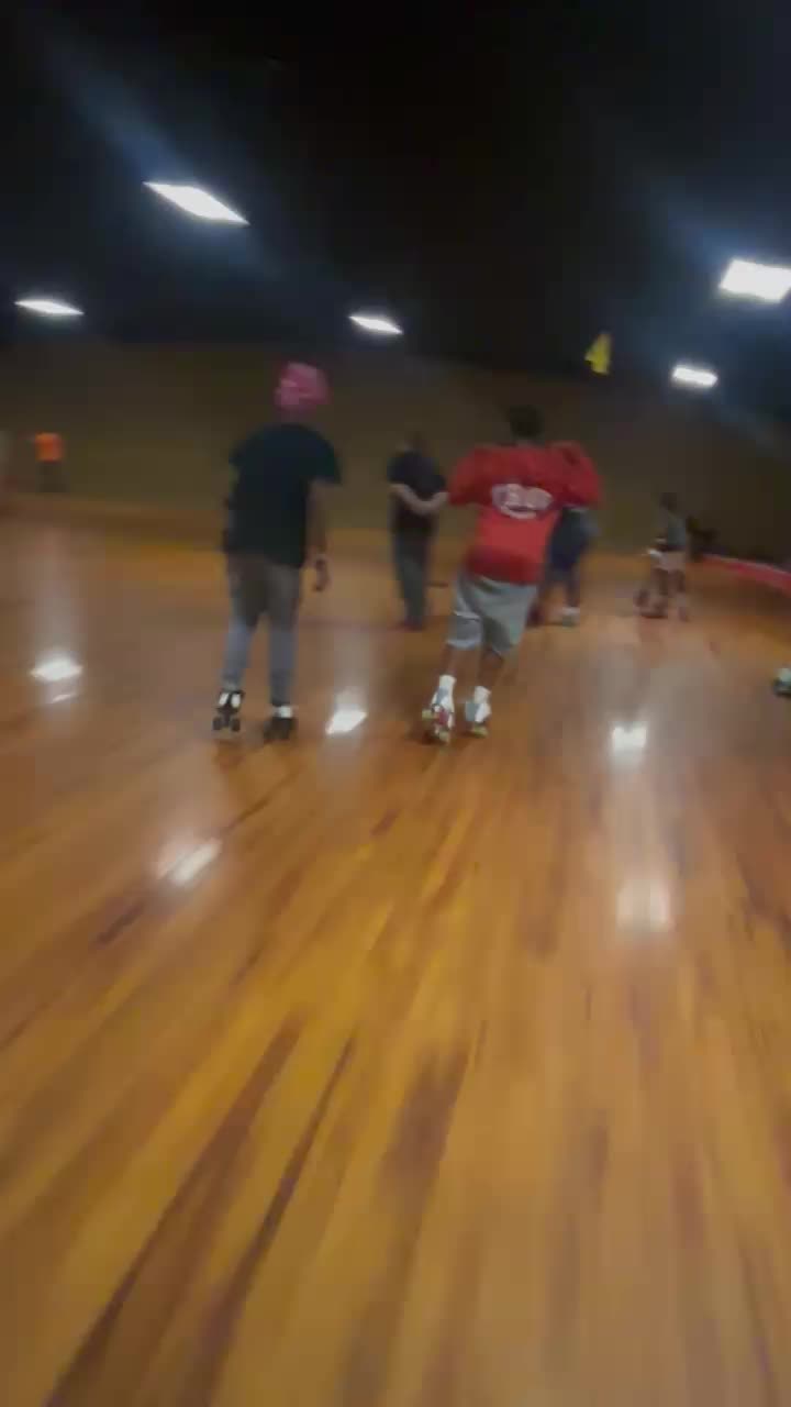 @Hardwood Skaterz🛼💯