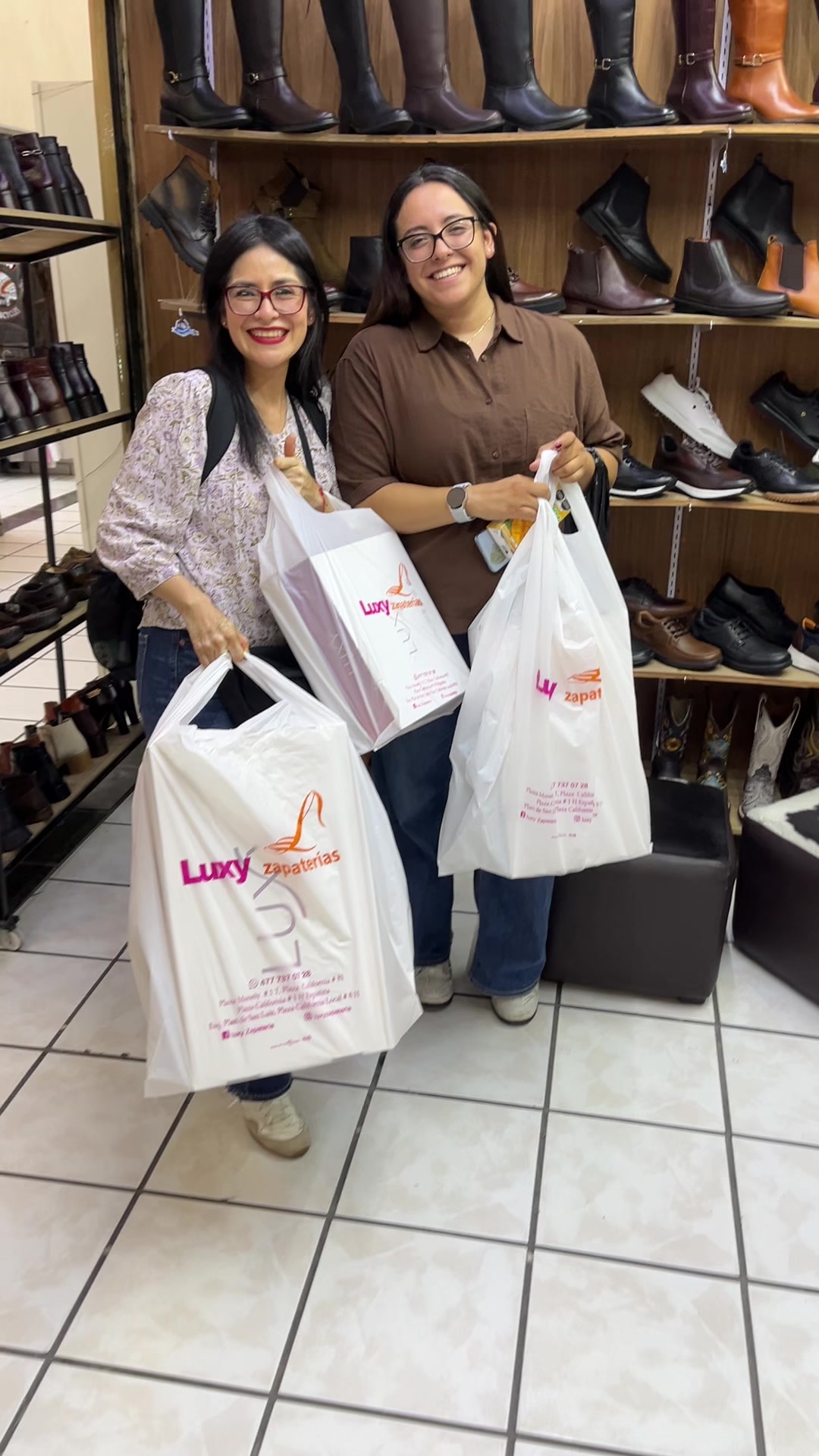 @Luxy Zapaterias