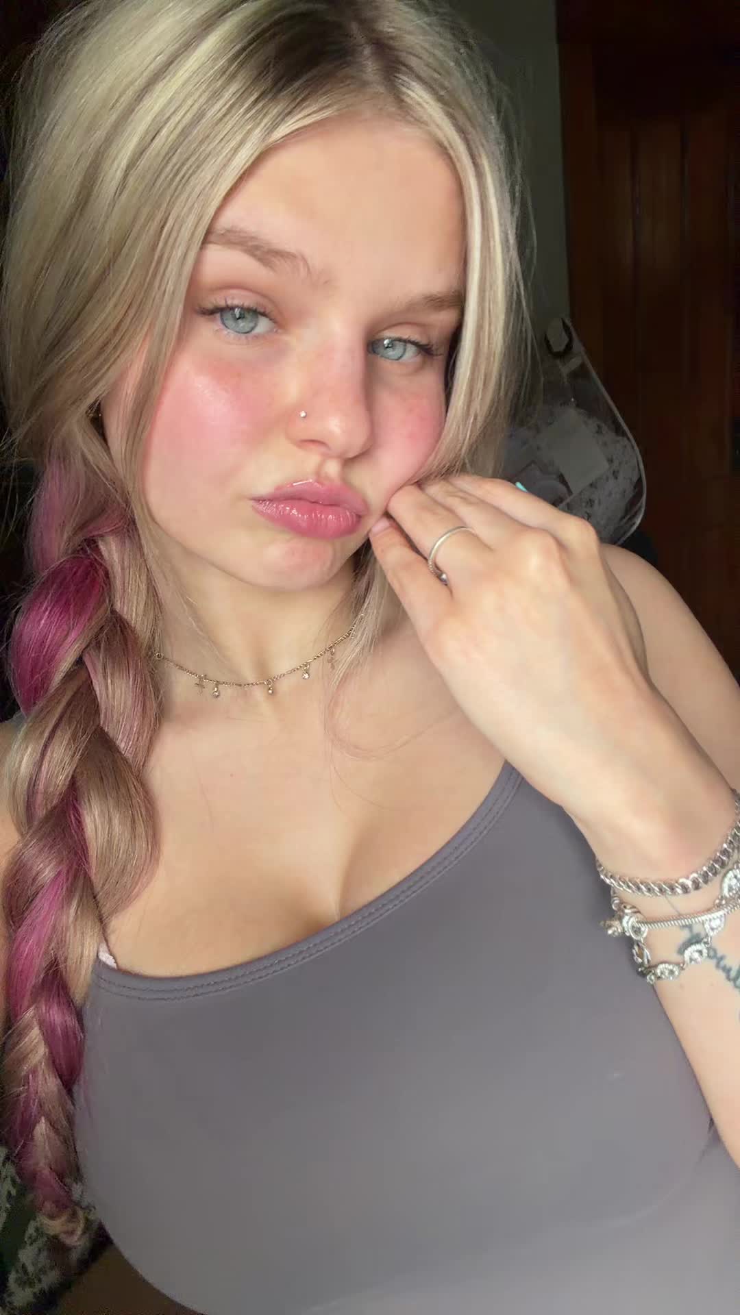 @emily💋ྀིྀི