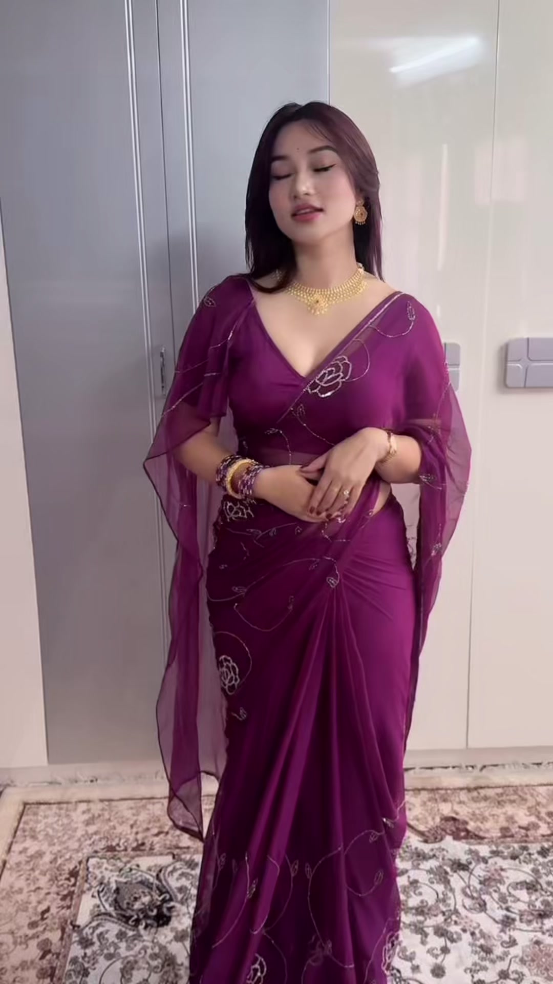 @Bindiya shrestha🐝🐘🧿