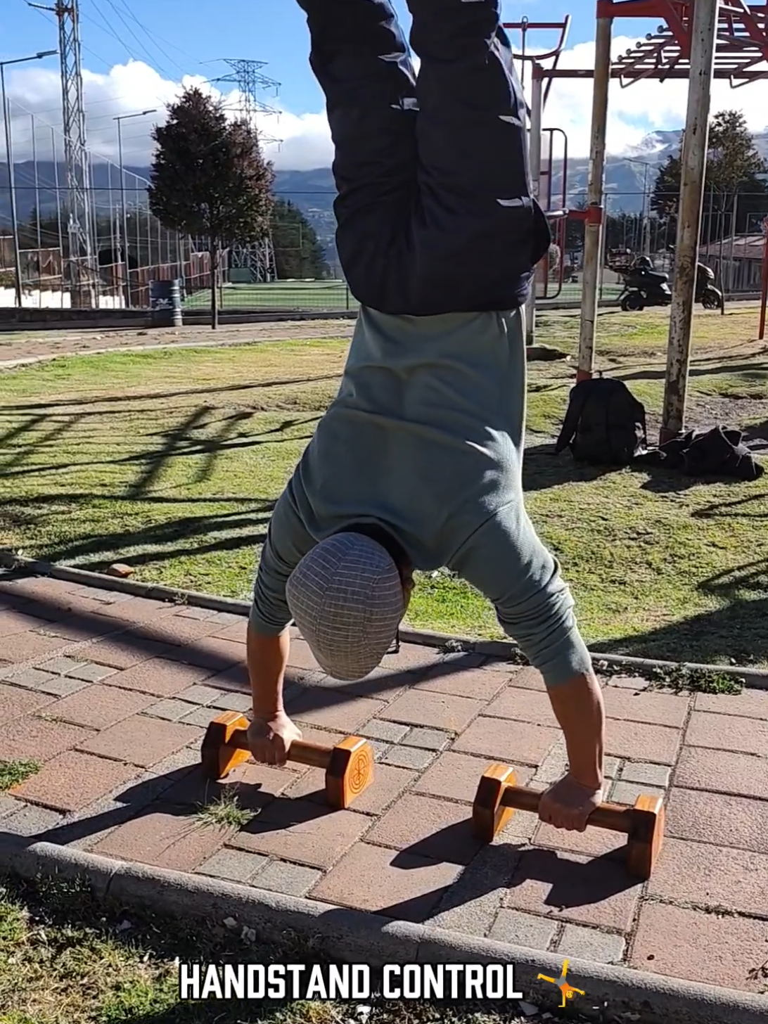 @AlexMu&ntilde;oz