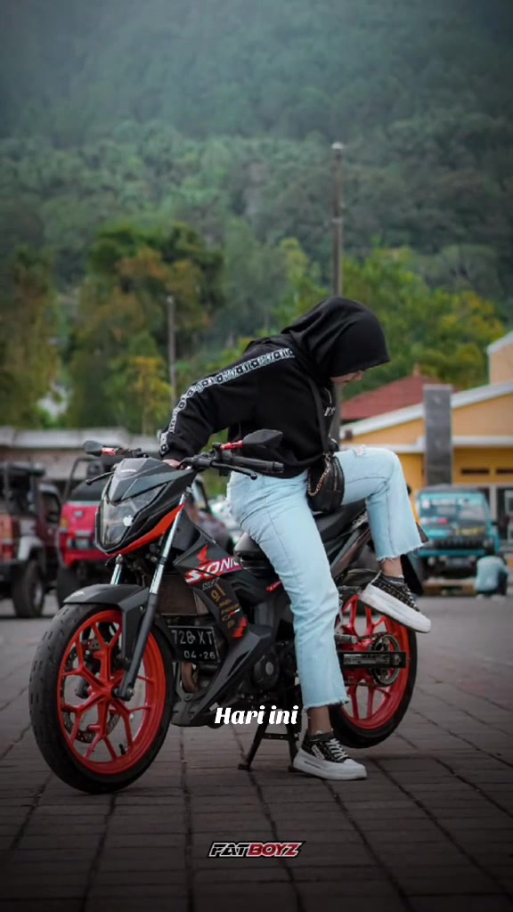 @Agustus