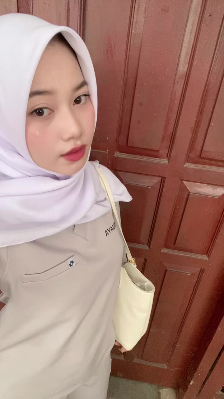 @dian🌙