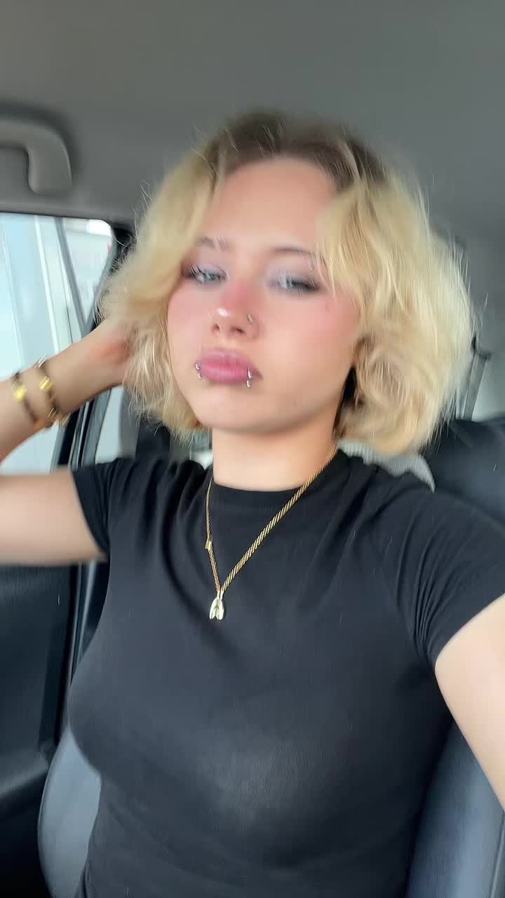 @avahm11
