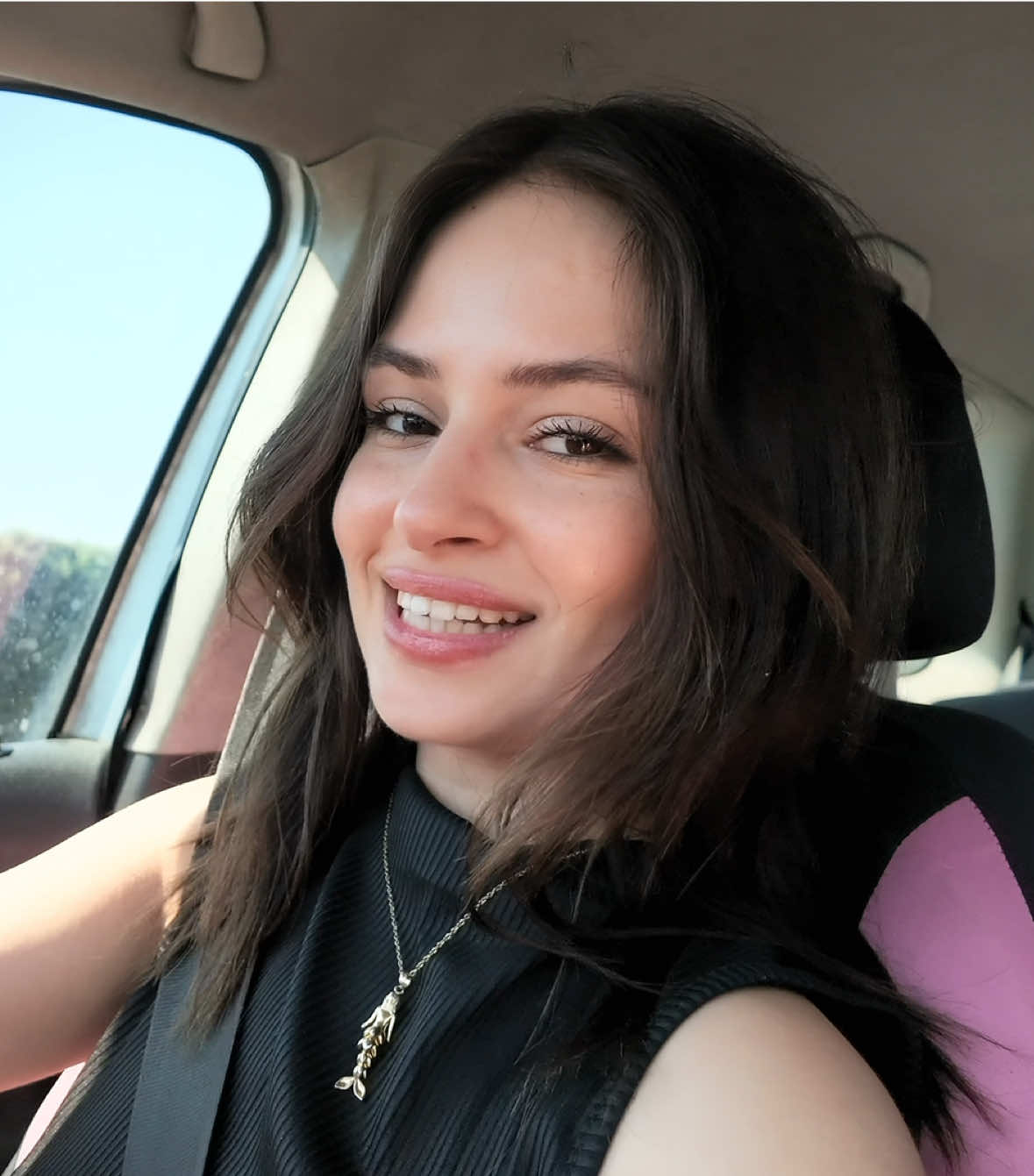 @Lara