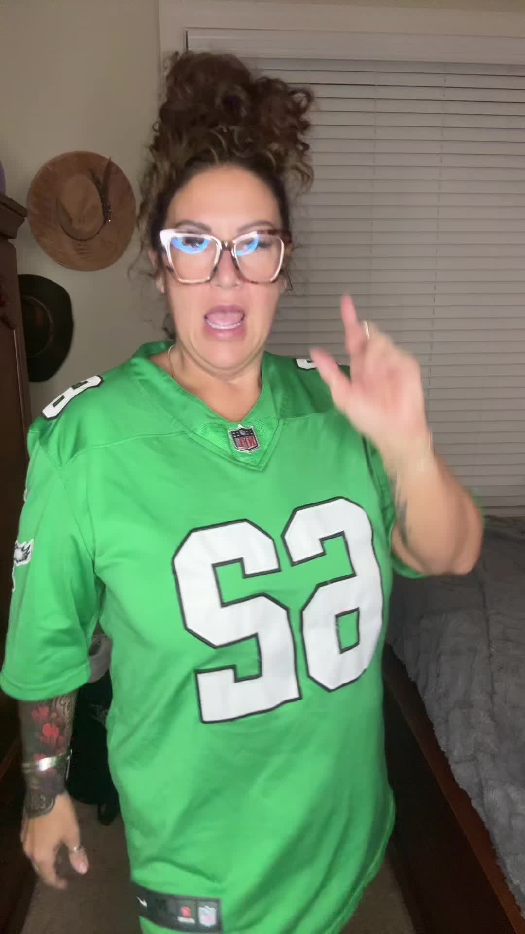 @Tokenlesbian
