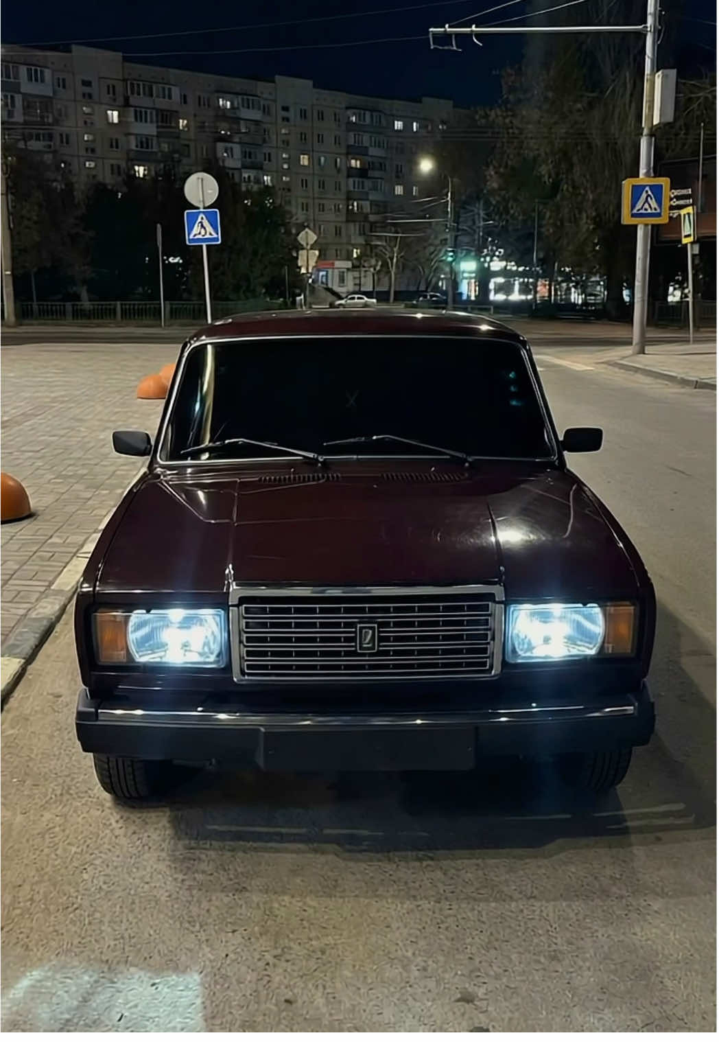@neiro_kubik