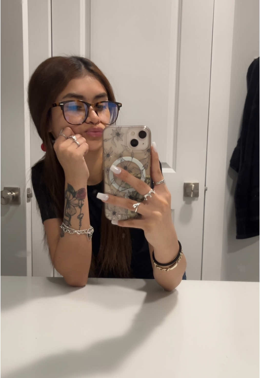 @Jayy_Sanchezꨄ.