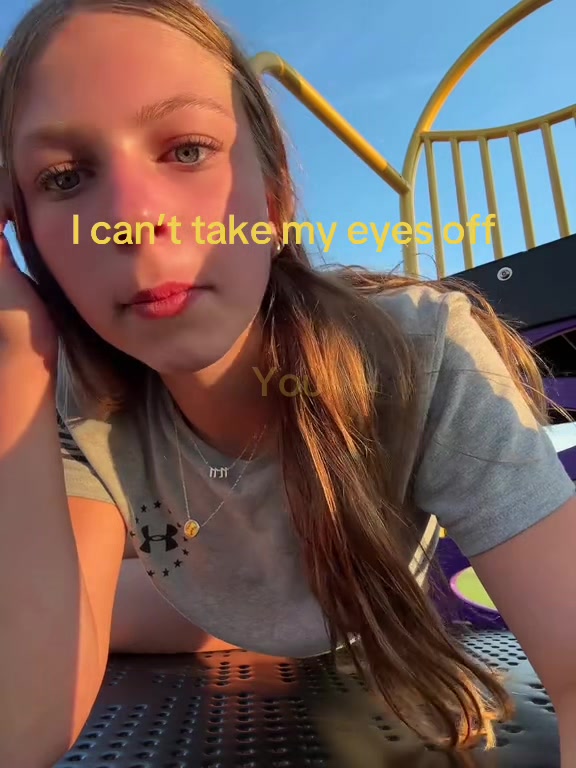 @★