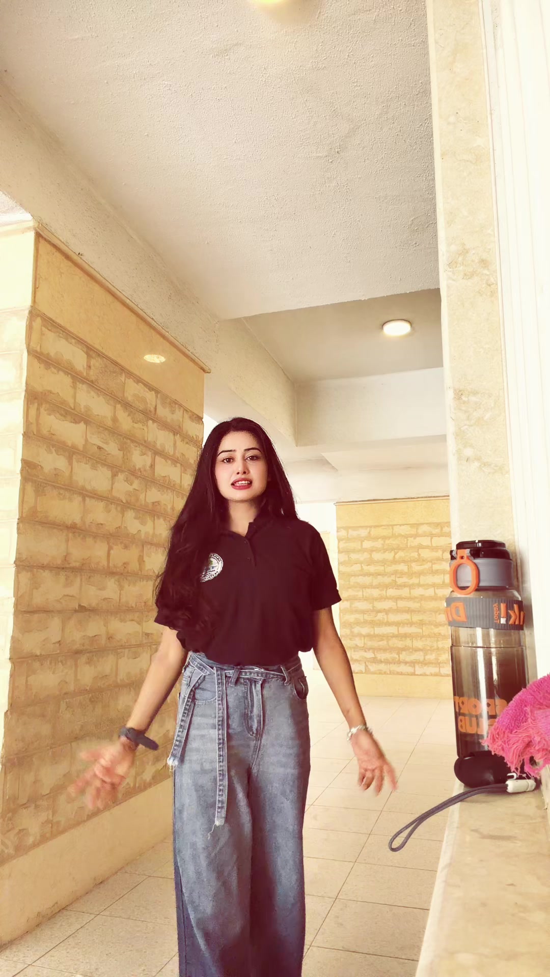 @Anu🦢