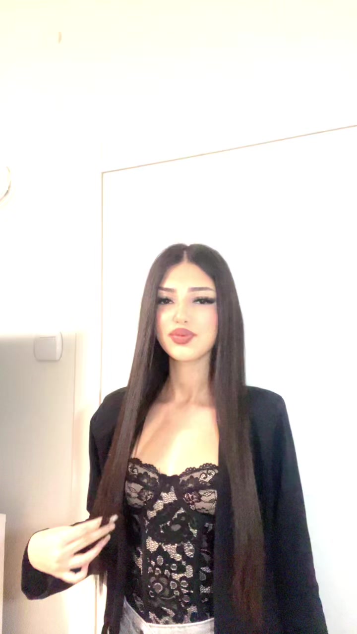 @M 🤍